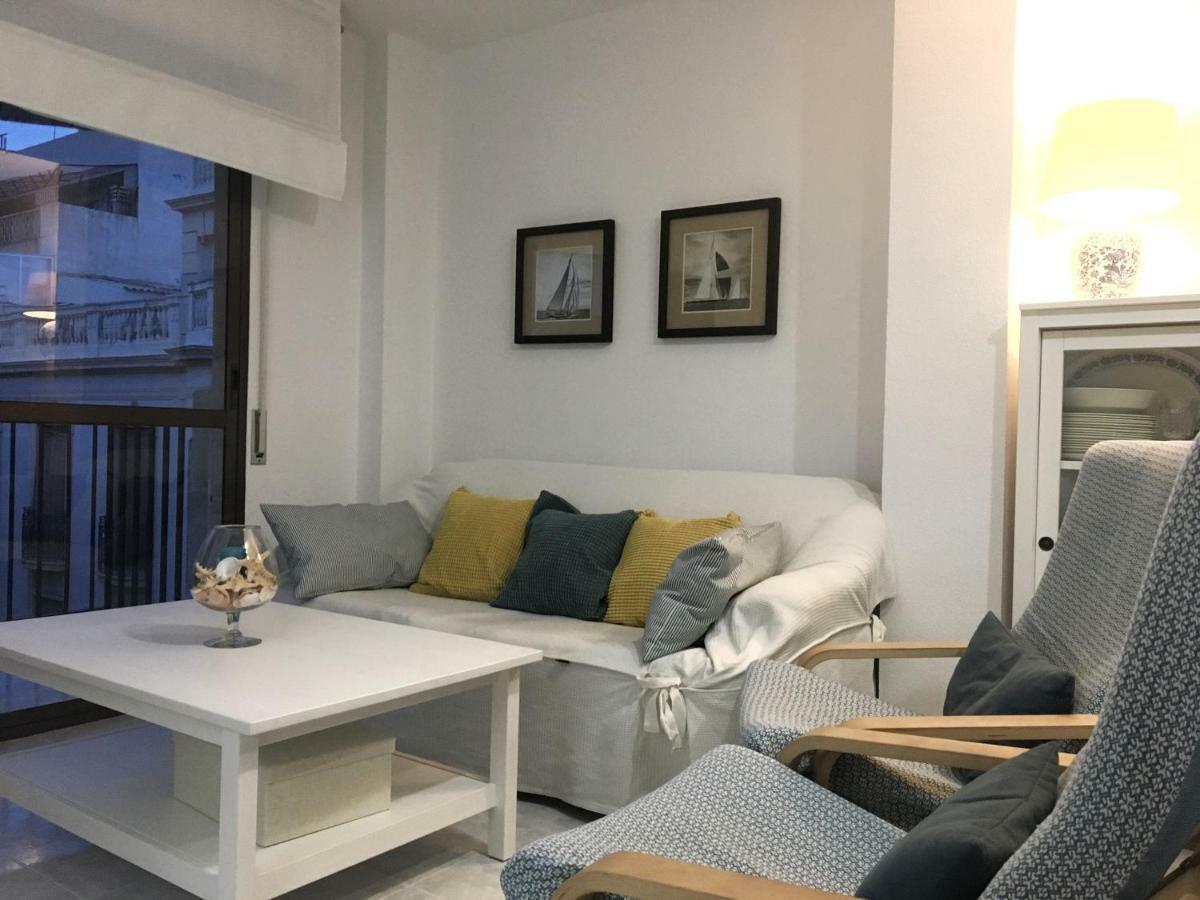 Piso En Plaza De Espana Y Playa De La Colonia Apartment *